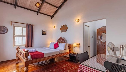Luxury-Dreibettzimmer, 1 Schlafzimmer, Nichtraucher, Bergblick