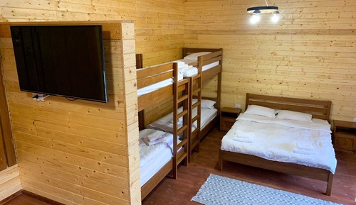 Comfort-Vierbettzimmer, Balkon, Bergblick