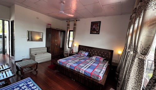 Familien-Doppel- oder -Zweibettzimmer, Balkon, Bergblick