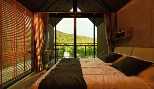 Familien-Vierbettzimmer, Hügelblick