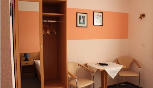 Standard-Doppelzimmer