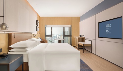 Superior-Zimmer, 1 King-Bett, Stadtblick