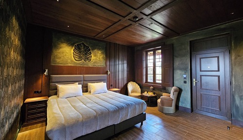 Deluxe-Doppelzimmer, Hügelblick