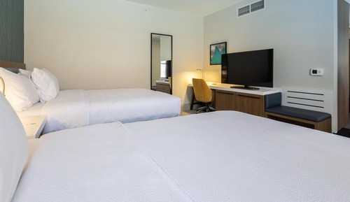 Zimmer, 2 Queen-Betten