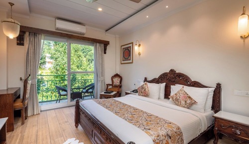 Superior-Doppelzimmer, Balkon, Bergblick