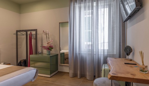 Deluxe-Doppel- oder -Zweibettzimmer, Balkon, eingeschränkter Meerblick