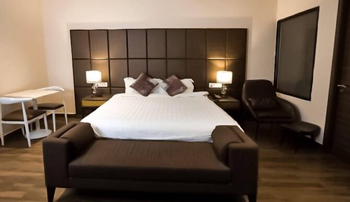 Deluxe-Doppel- oder -Zweibettzimmer, Gartenblick
