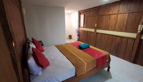 Standard-Bungalow, Gartenblick