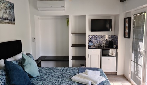 Classic-Doppelzimmer, eigenes Bad, zum Innenhof hin