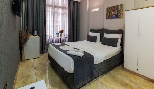 Classic-Zimmer, 1 Doppelbett, Klimaanlage, Stadtblick