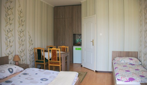Dreibettzimmer