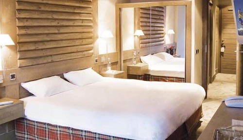 Standard-Doppelzimmer, Bergblick