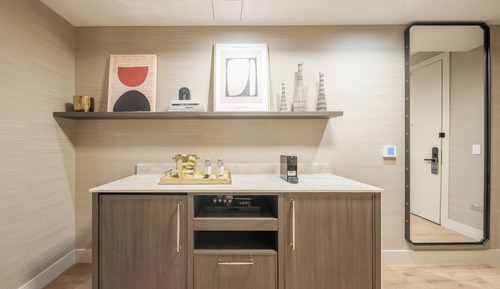 Doppel- oder Zweibettzimmer, Stadtblick