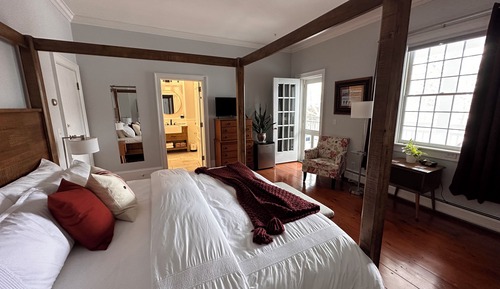 Superior-Doppelzimmer, 1 King-Bett, Balkon, Gartenblick