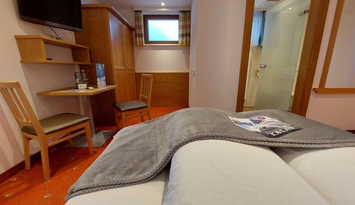 Classic-Doppelzimmer, 1 Queen-Bett, Balkon, Bergblick