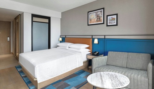 Premium-Zimmer, 1 King-Bett, Nichtraucher, Stadtblick
