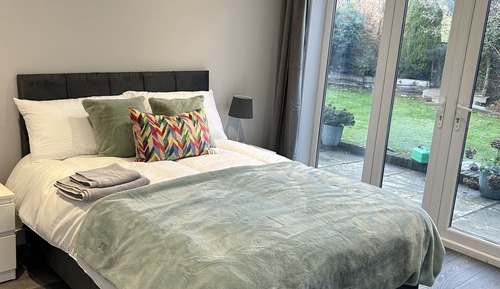 Luxury-Doppelzimmer, mit Bad, Gartenblick