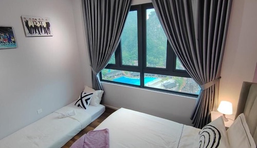 Deluxe-Suite, 2 Schlafzimmer, Poolblick