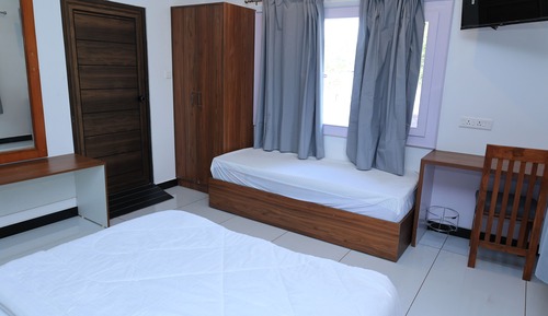 Economy-Doppelzimmer, Blick auf den Innenhof