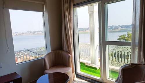 Luxury-Doppelzimmer, 1 King-Bett, Balkon, Flussblick