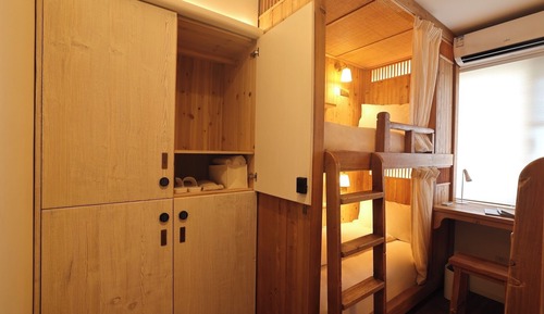 Basic-Vierbettzimmer