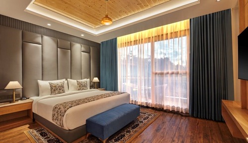 Premium-Suite, Balkon, Talblick