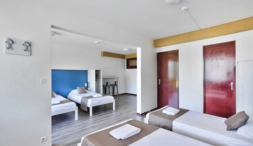 Economy-Vierbettzimmer