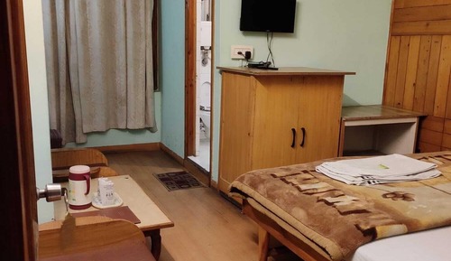 Standard-Doppelzimmer