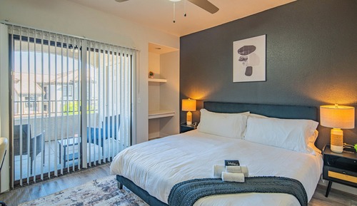 Deluxe-Apartment, 1 King-Bett und Schlafsofa, Balkon