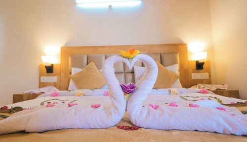 Deluxe-Doppelzimmer, Terrasse, Gartenblick