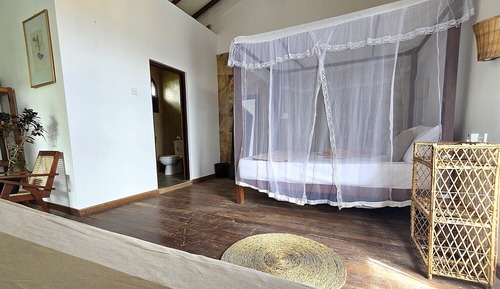 Deluxe-Dreibettzimmer, eingeschränkter Seeblick
