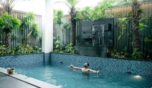 Villa, Poolblick