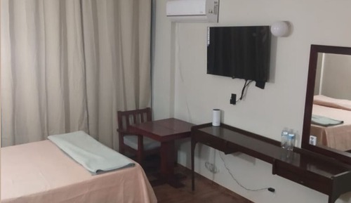 Comfort-Dreibettzimmer, Blick auf den Innenhof