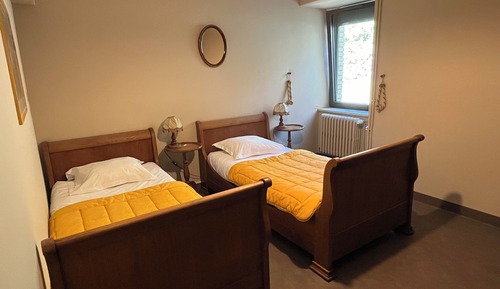 Zweibettzimmer