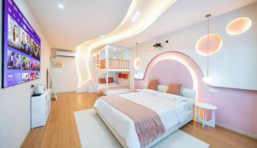 Familien-Vierbettzimmer