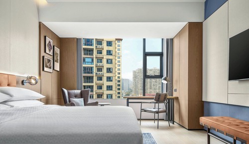 Business-Zimmer, 1 King-Bett, Stadtblick