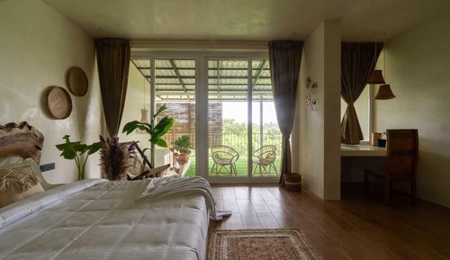 Club-Zimmer, Terrasse, Gartenblick