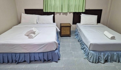 Standard Triple Room Garden View 1