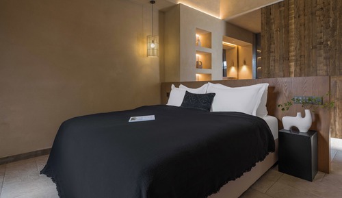 Deluxe-Doppelzimmer, Bergblick, zum Innenhof hin
