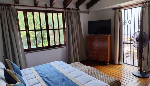 Superior-Suite, 1 King-Bett