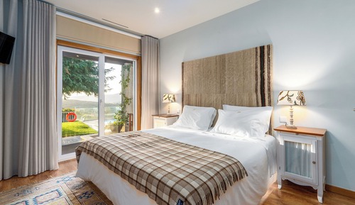 Deluxe-Doppel- oder -Zweibettzimmer