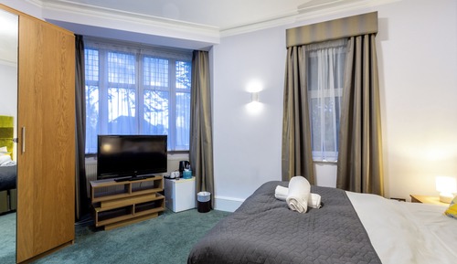 Basic-Doppelzimmer, mit Bad