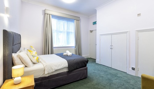 Basic-Doppelzimmer, Gemeinschaftsbad