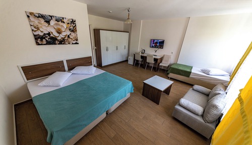 Dreibettzimmer, Stadtblick