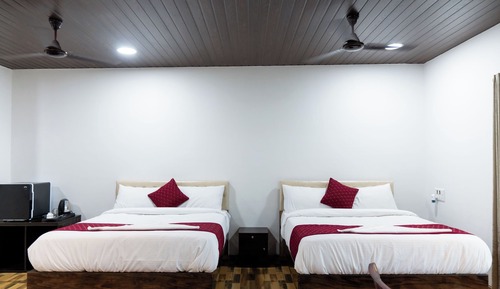 Deluxe-Ferienhaus, 2 Doppelbetten, Poolblick