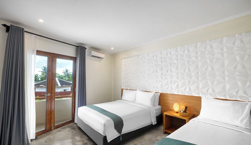 Deluxe-Dreibettzimmer, Poolblick
