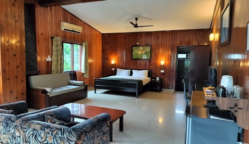 Familien-Suite, 1 King-Bett und Schlafsofa, Gartenblick