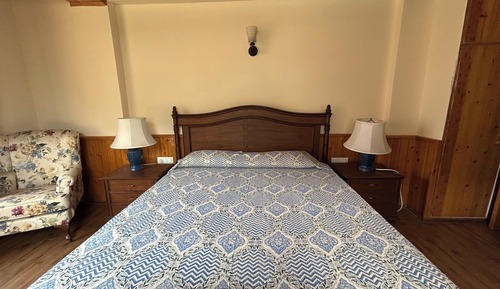 Luxury-Doppelzimmer, 1 Doppelbett, Talblick