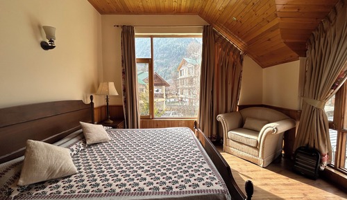 Luxury-Doppelzimmer, 1 Doppelbett, Bergblick