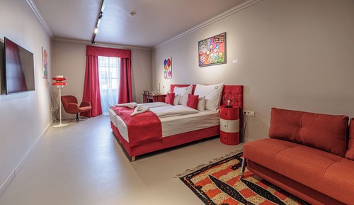 Superior-Doppel- oder -Zweibettzimmer